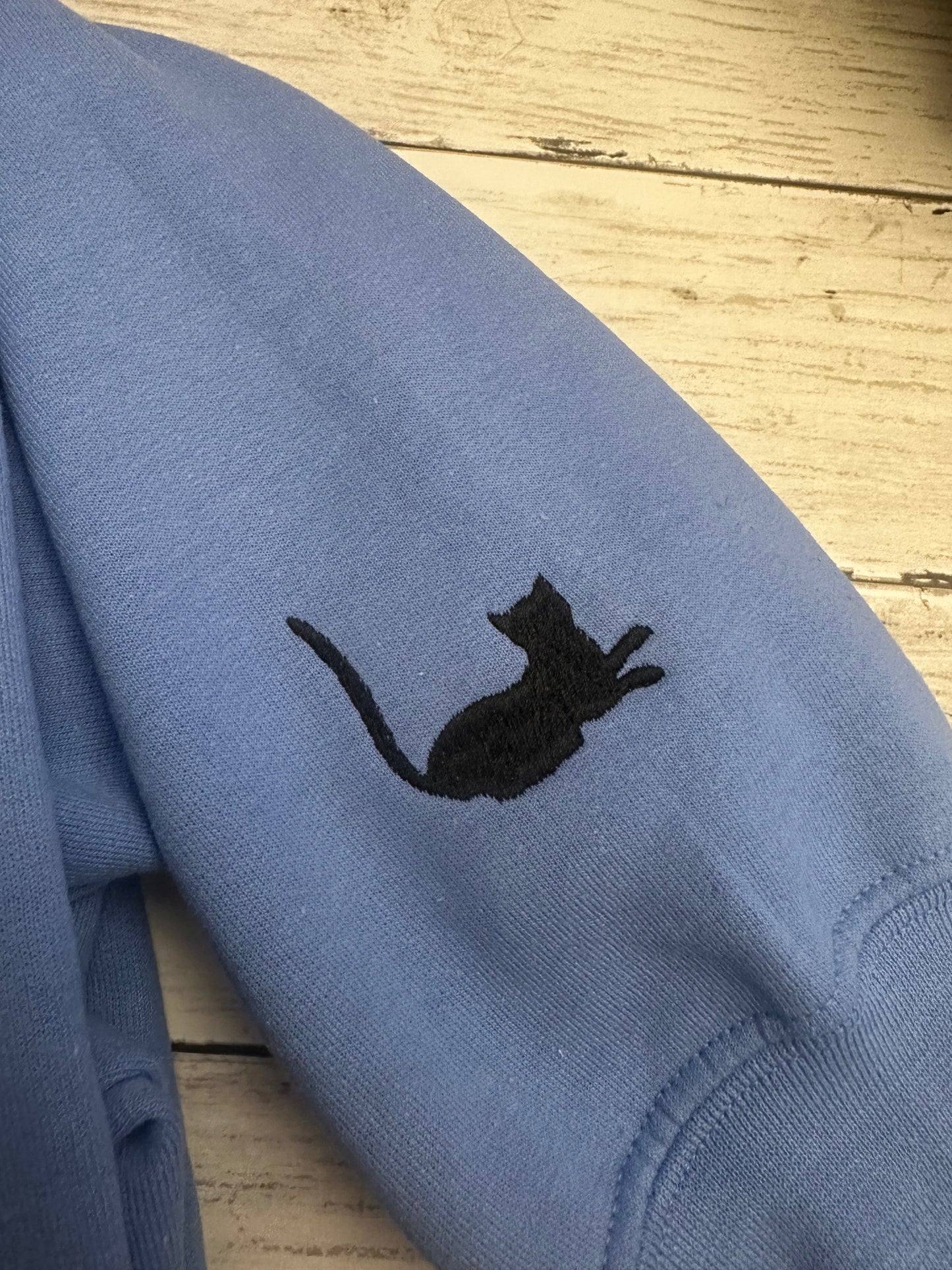 CATS AND GHOST EMBROIDERY SWEATSHIRT
