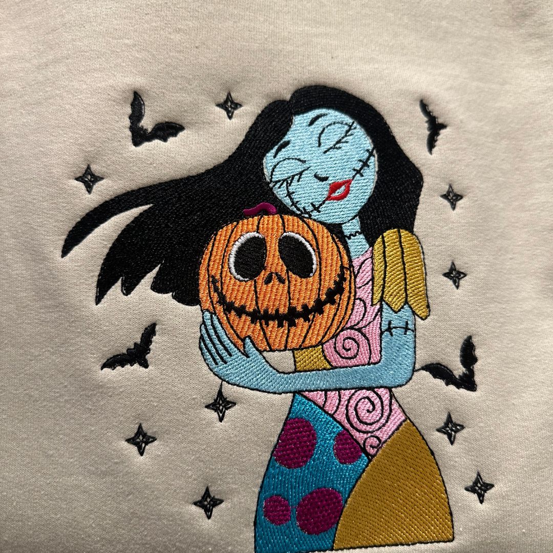 SALLY EMBROIDERY SAND SWEATSHIRT