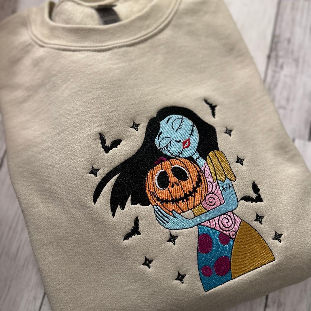 SALLY EMBROIDERY SAND SWEATSHIRT